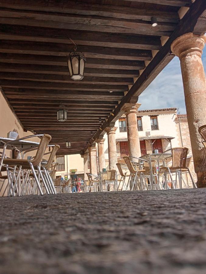 Hotel Nuevo Arlanza Covarrubias Exterior foto